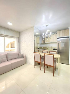 Apto 2 quartos com ar e garagem